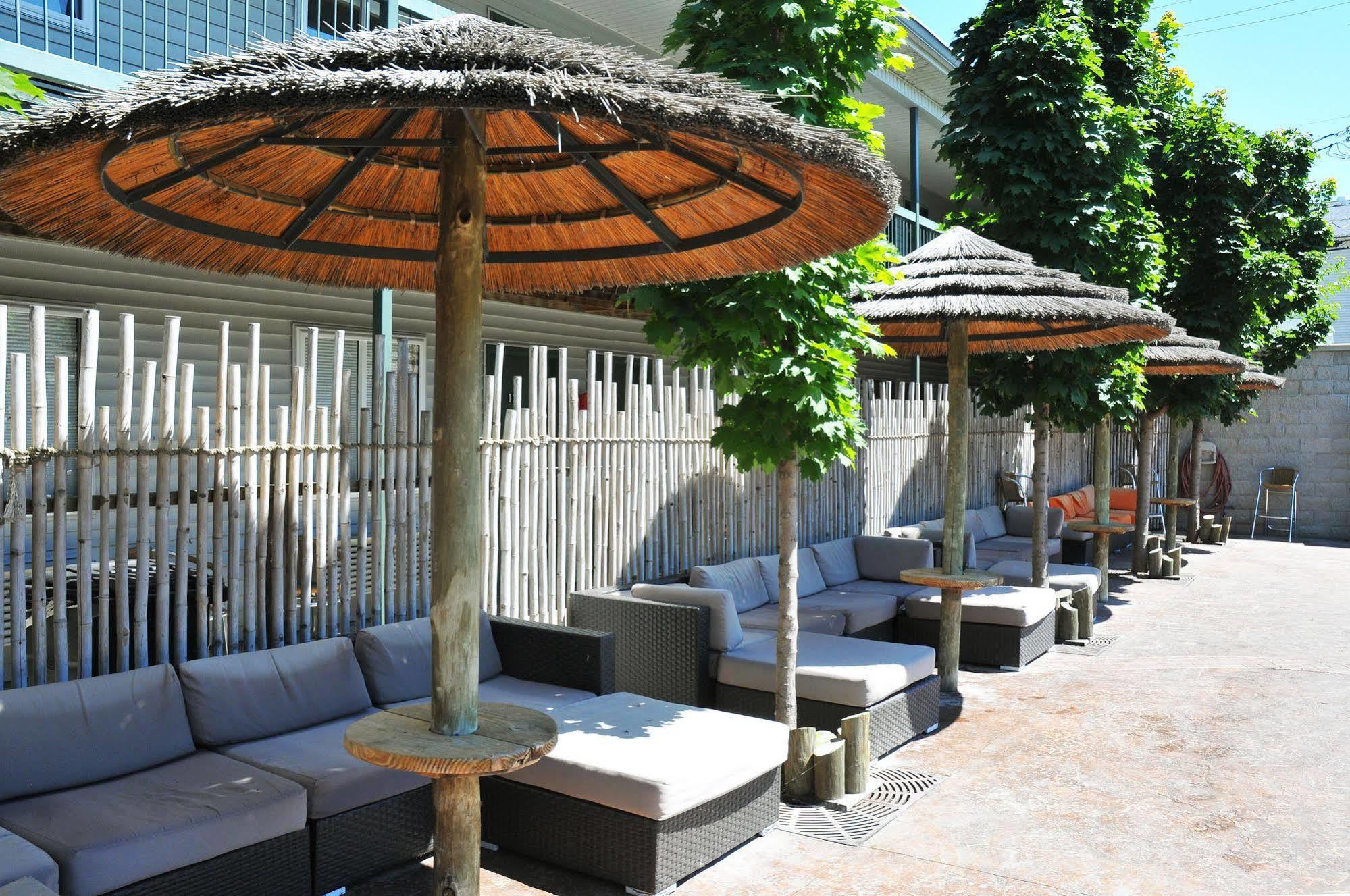 Put-In-Bay Victory Station Hotel Exterior foto